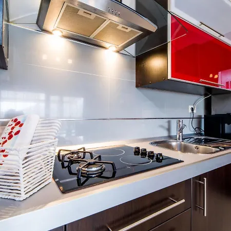 Διαμέρισμα Modern In With Terrace *